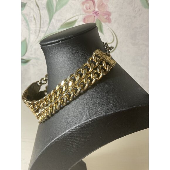 Gold Tone Metal Chain Choker Necklace With Lion Head Medallion Pendant - Picture 5 of 6